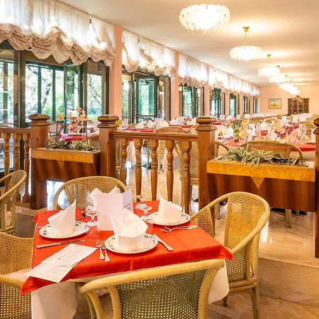 Park Hotel Oasi-3